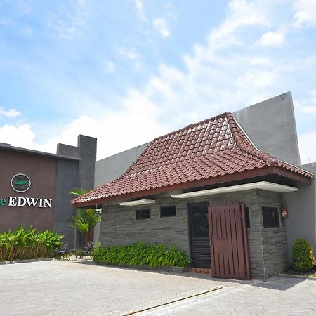 Hotel The Edwin Syariah Ngabean Exteriér fotografie