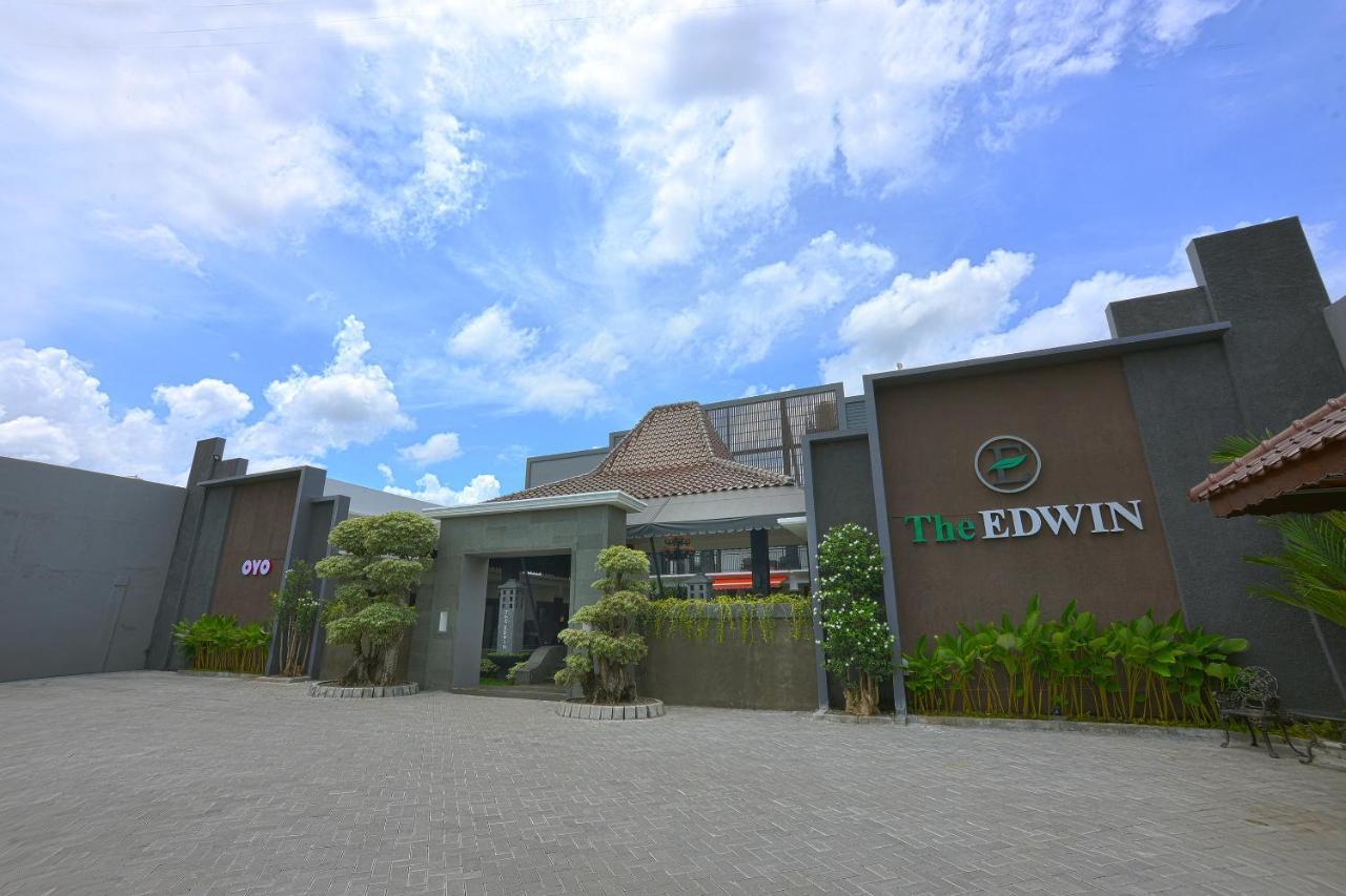 Hotel The Edwin Syariah Ngabean Exteriér fotografie