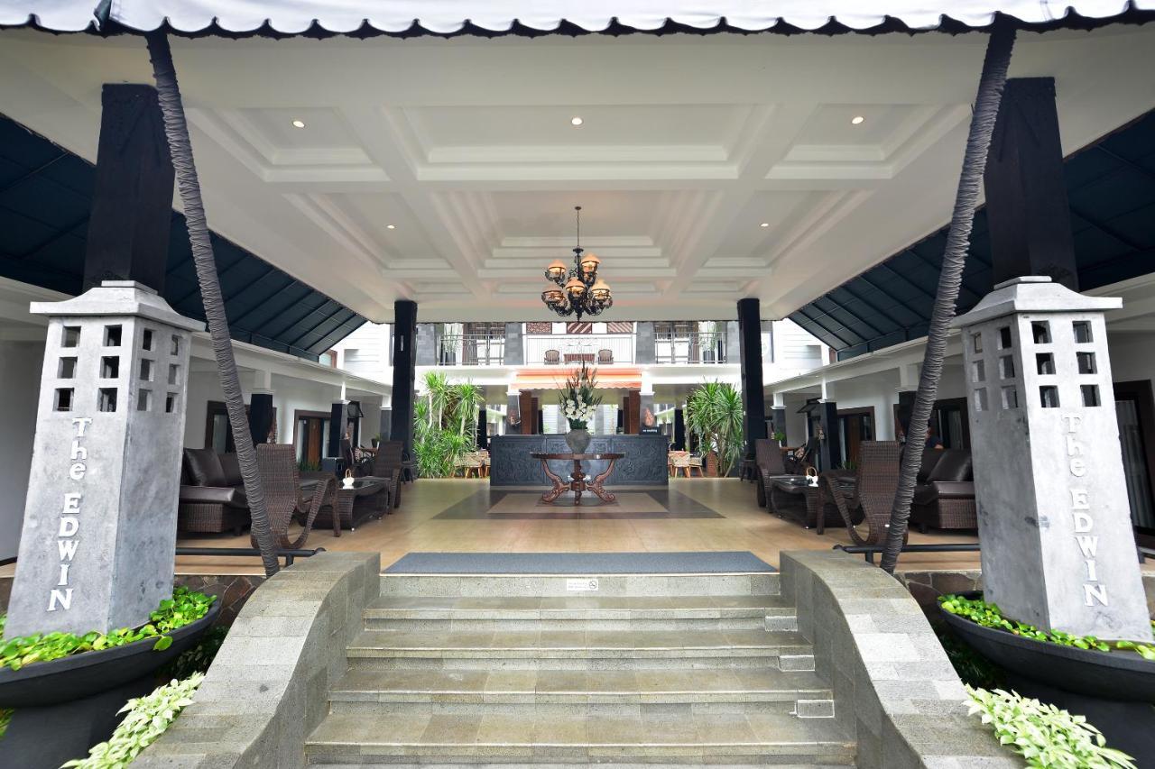 Hotel The Edwin Syariah Ngabean Exteriér fotografie